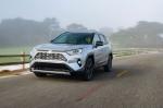 Toyota RAV4 XSE Hybrid 2018 года (NA)